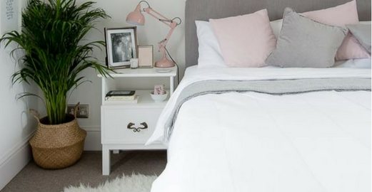 How to Organise Your Bedside Table